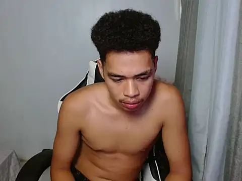curlyasian_njxx Pertunjukan Webcam