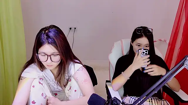 Xiongchumo1120 Webcam show