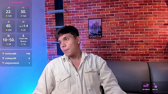 Thiago_Kozak Show in webcam