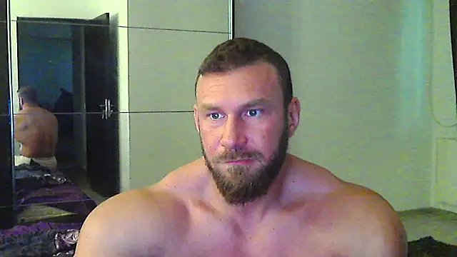 muscularkevin Adlı Modelin Canlı XXX Sohbeti