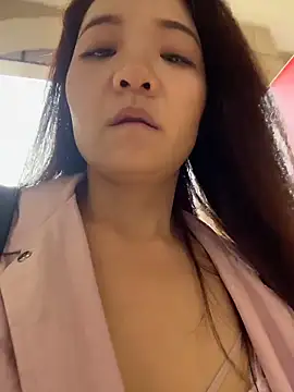 xiaochengzi505 在線直播表演