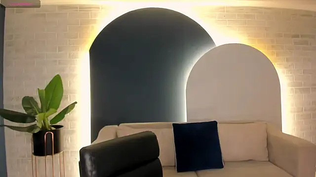 AmyRosse_X Adlı Modelin Canlı XXX Sohbeti