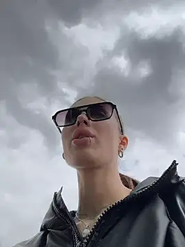 Charming_Ritta Webcam Show