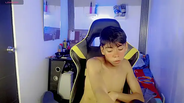Czat XXX na żywo – Liarr_