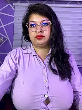 MiiaaJoness live XXX chat
