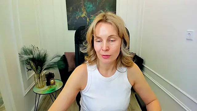 Sinty_Devis' Live XXX Chat