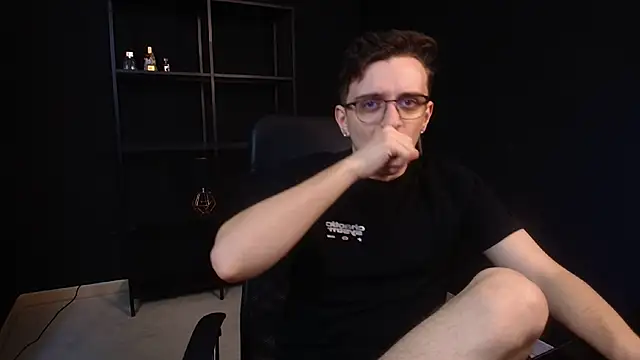 XXX chat uživo modela FelixStarkk