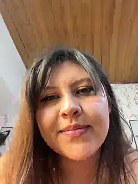 Larissa_Antonella 即時 XXX 聊天
