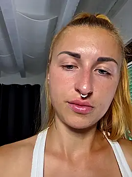 Živý XXX chat kylie_blck