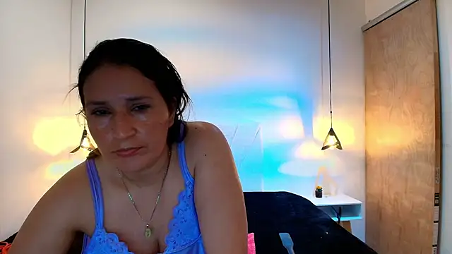 Chat XXX en directo de Barbara_fox__