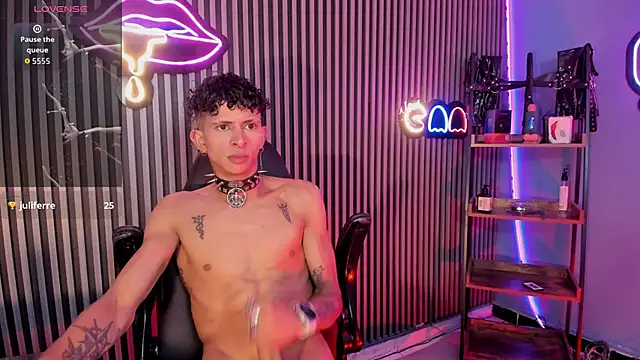Maximoking26 – Naživo XXX chat