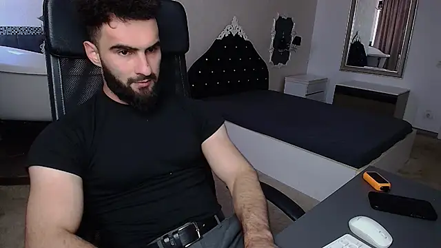 Онлайн чат XXX MicahLane