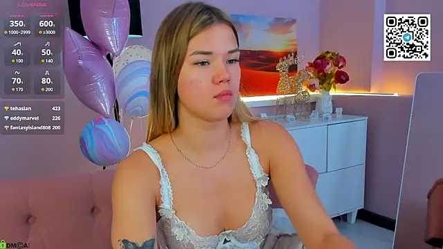 Pokazy przed kamerką – CherryLexi_