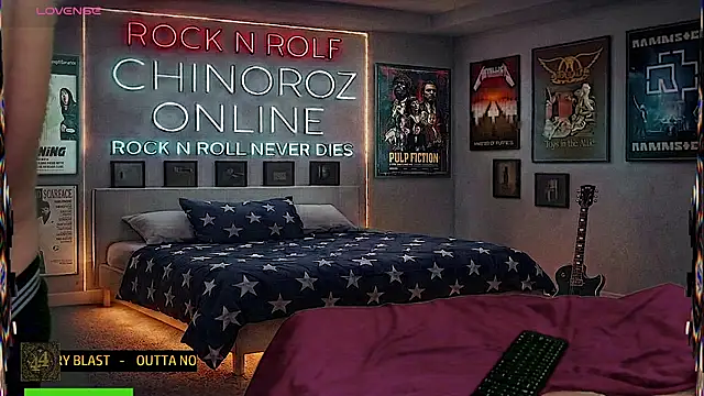 chino_roz Show Webcam
