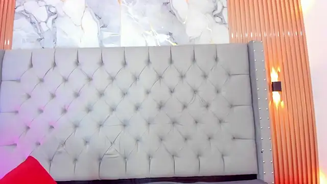Scarlett_diaz17's Live XXX Chat