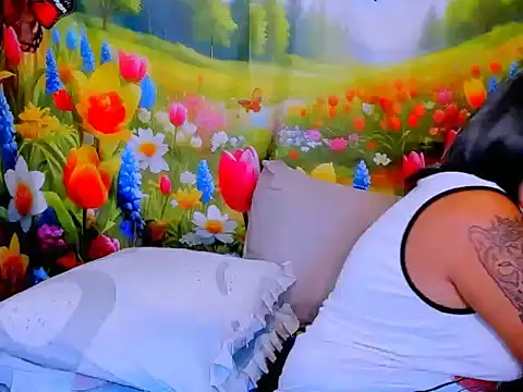 indianroxy Chat XXX in diretta