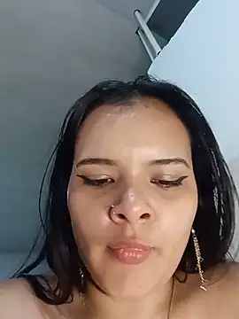 Chat +18 de Emily_Rouse23 ao vivo