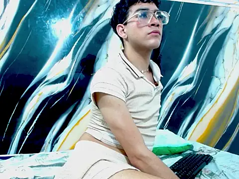 Webkamerová show LAYAN_FEMBOY