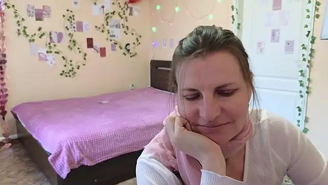 Chatroom XXX en direct de Mirabelle_Velvet