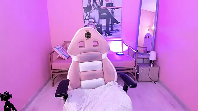 Soffi_x_x_ Chat XXX live