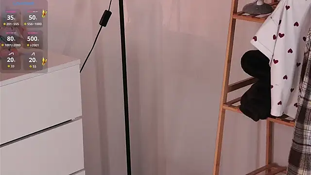 CherlyGuss 在線直播表演