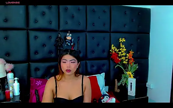 Chat XXX Live Cloelombard