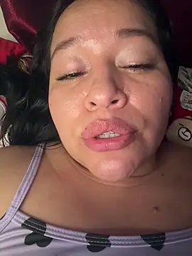 Lovelipsbig Chat XXX live