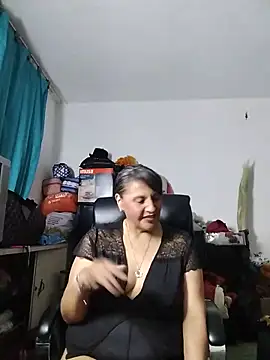 merlyna_goldens Chat XXX live