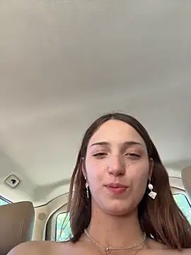 DollyTall 现场XXX聊天