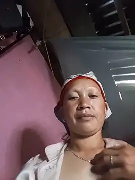 Heli_pusy Pertunjukan Webcam