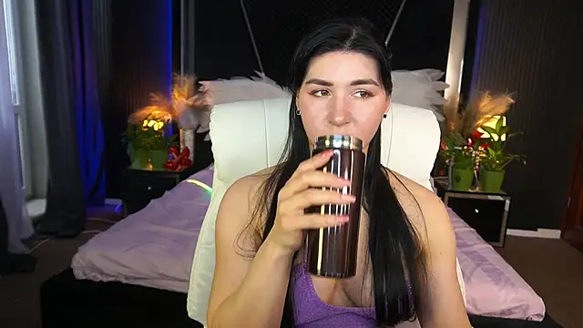 EmilyCandyyn Live XXX chat