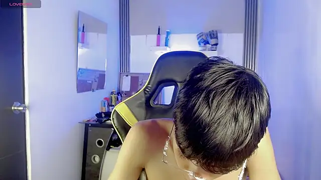 XXX chat uživo modela Liarr_