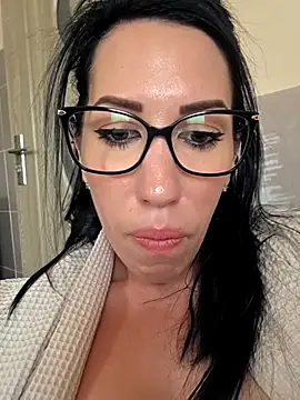 Lyaaa27 Chat XXX live