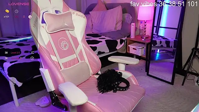 Chat +18 de Alice_Goth ao vivo