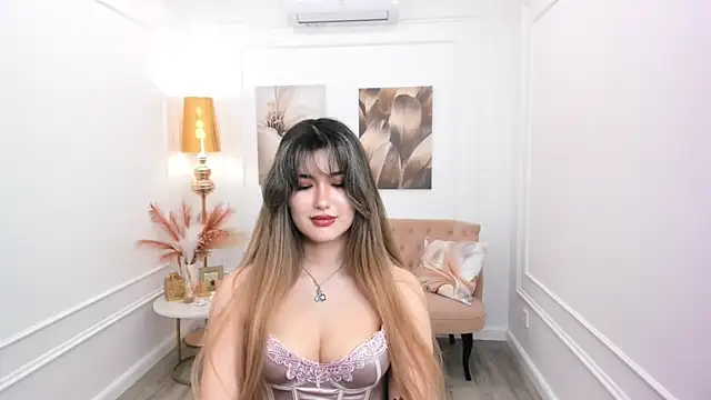AnneTLi – Naživo XXX chat