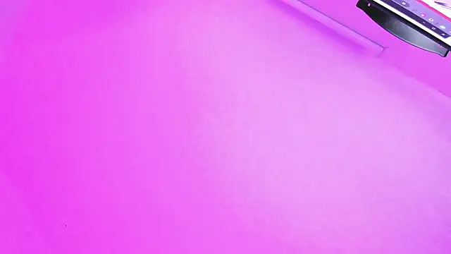XXX chat uživo modela Inate_danger