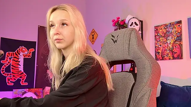 MaoqiBeverly Chat XXX in diretta