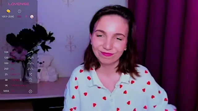 KindHazelHere_ Live XXX-Chat