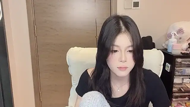 Chat +18 de Koi-00 ao vivo