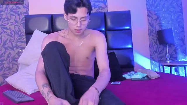 Show de tian_sex na webcam