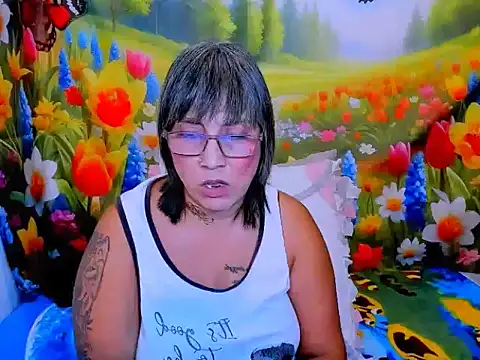 indianroxy: онлайн-секс-чат