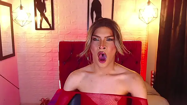 Вебкам-шоу agatha_rodriguez