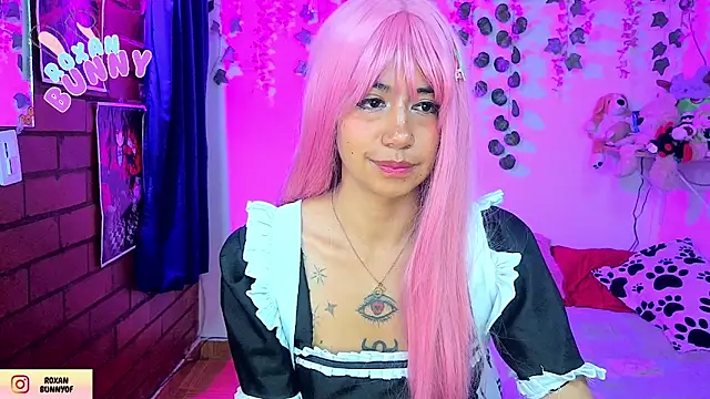 Chat +18 de Roxanbunny1 ao vivo