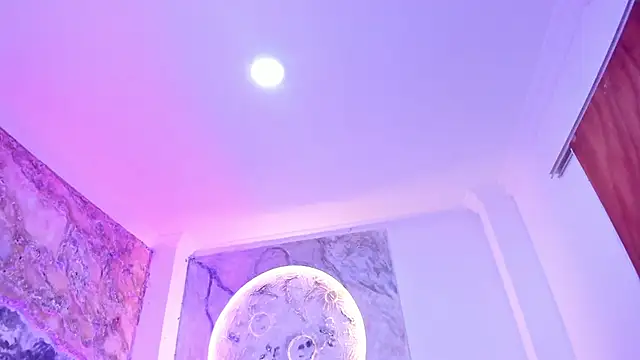 SammyMorales_ Show in webcam