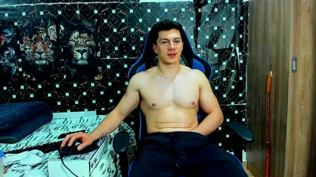 javiersexymann Adlı Modelin Canlı XXX Sohbeti