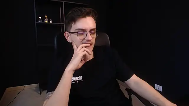 Chat XXX ao vivo de FelixStarkk