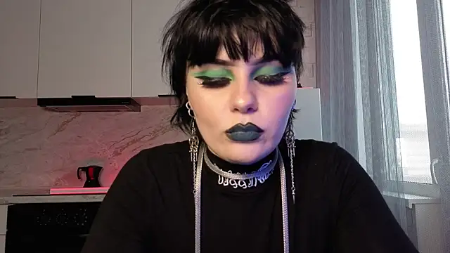 IntrigueYourDay Live XXX-Chat