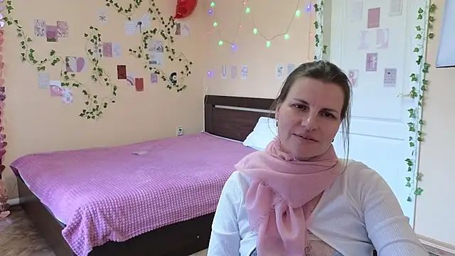 دردشة Mirabelle_Velvet الجنسية المباشرة