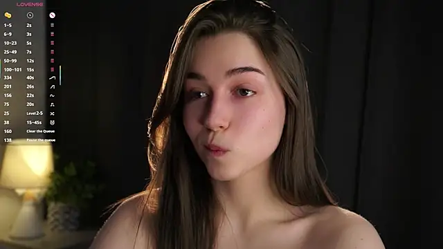 Chat +18 de LettySlovacek ao vivo