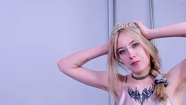sansusie's Webcam Show